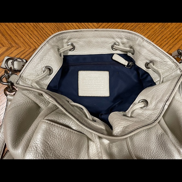 🐚 Coach Avery Crossbody Bag 🐚 - Picture 9 of 10